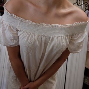 (ZARA)  Off-shoulder embroidered dress